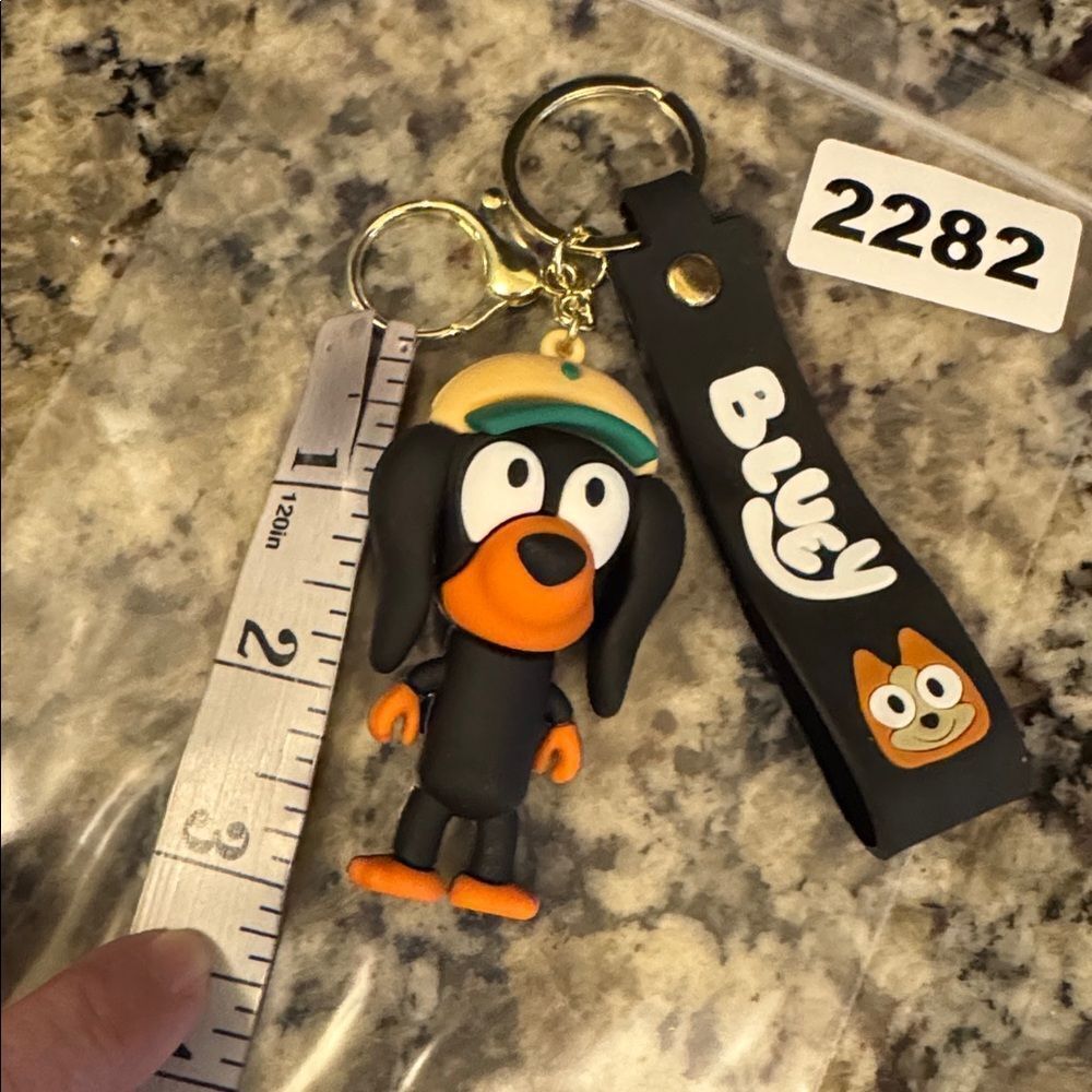 2282 Matthew Fun‎ Item Bluey Key Ring & Bag Charm
